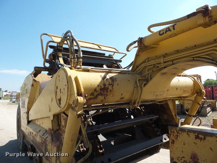 image for item BX9288 1983 Caterpillar 613B elevating scraper