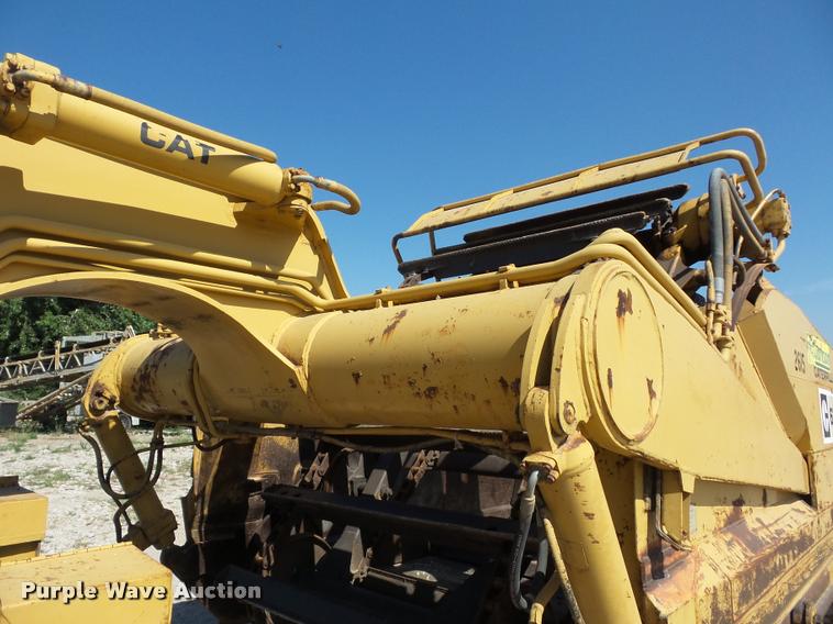 image for item BX9288 1983 Caterpillar 613B elevating scraper