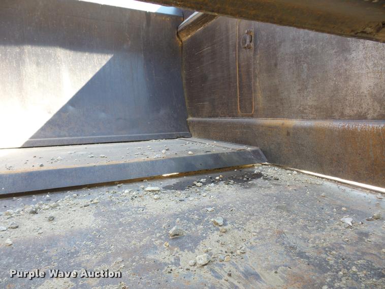 image for item BX9288 1983 Caterpillar 613B elevating scraper