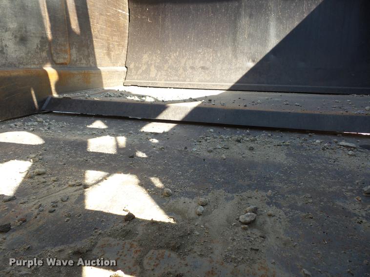 image for item BX9288 1983 Caterpillar 613B elevating scraper