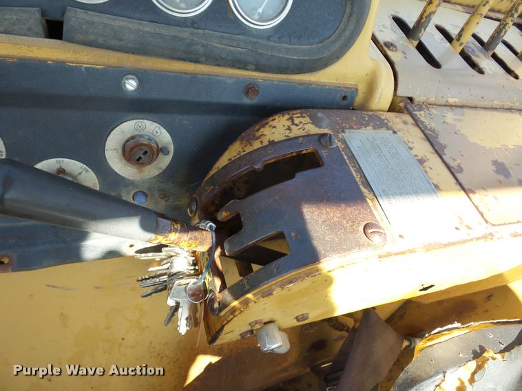 image for item BX9288 1983 Caterpillar 613B elevating scraper