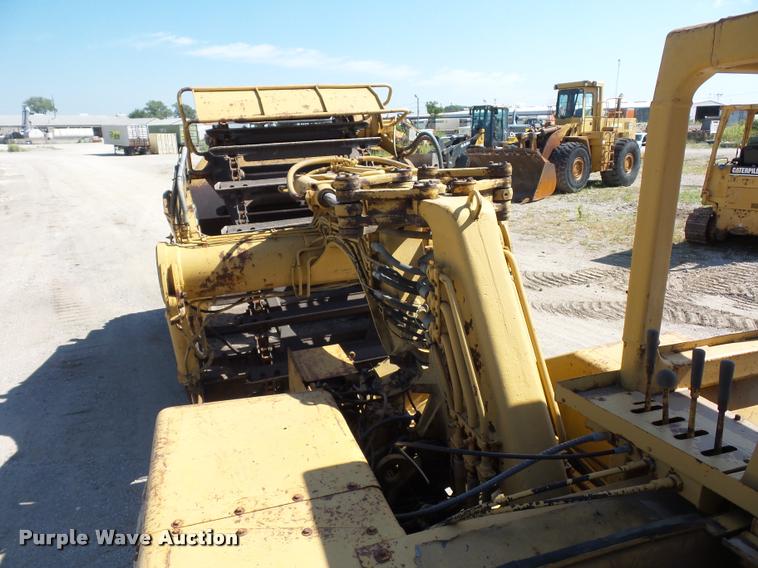 image for item BX9288 1983 Caterpillar 613B elevating scraper
