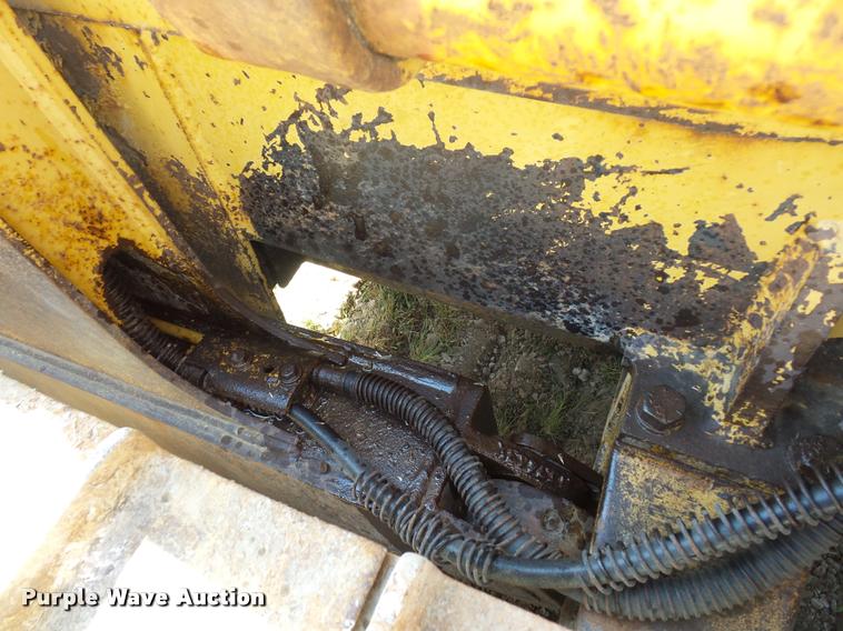 image for item BX9289 1994 Caterpillar D4C dozer