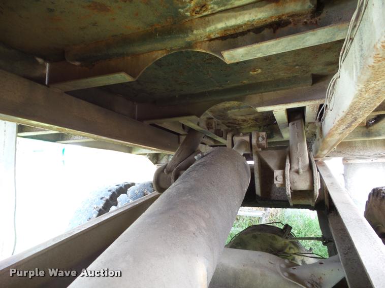 image for item BZ9833 1979 GMC 6000 dump truck