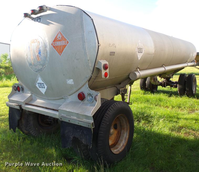 image for item DA2782 1958 Freuhauf CAUF-5-901 tank trailer