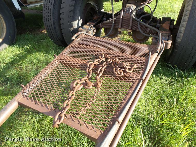 image for item DA2782 1958 Freuhauf CAUF-5-901 tank trailer