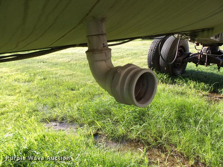 image for item DA2782 1958 Freuhauf CAUF-5-901 tank trailer