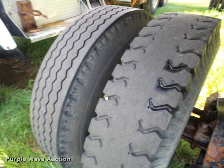 image for item DA2782 1958 Freuhauf CAUF-5-901 tank trailer