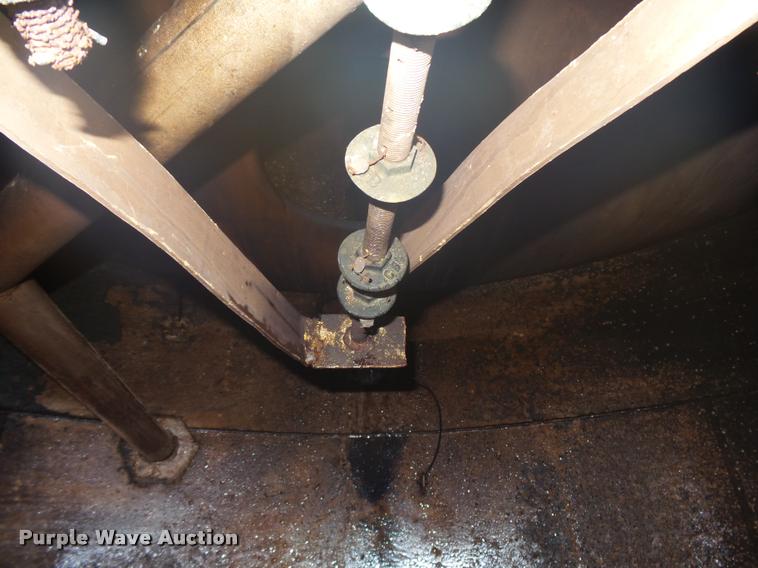 image for item DA2782 1958 Freuhauf CAUF-5-901 tank trailer