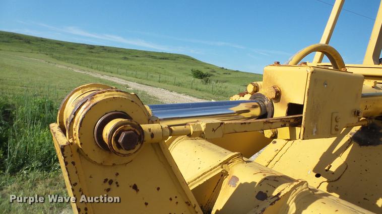 image for item DA8789 1986 Caterpillar 943 track loader
