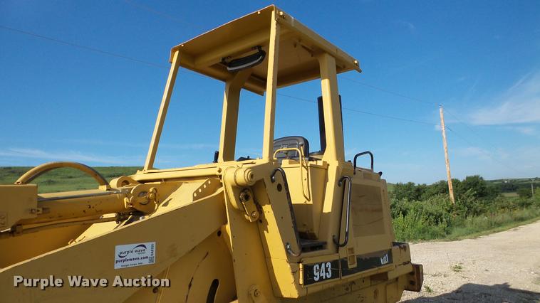 image for item DA8789 1986 Caterpillar 943 track loader