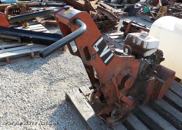 image for item DA8806 1999 Ditch Witch 100SX cable plow