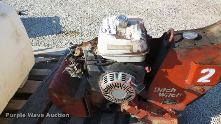 image for item DA8806 1999 Ditch Witch 100SX cable plow
