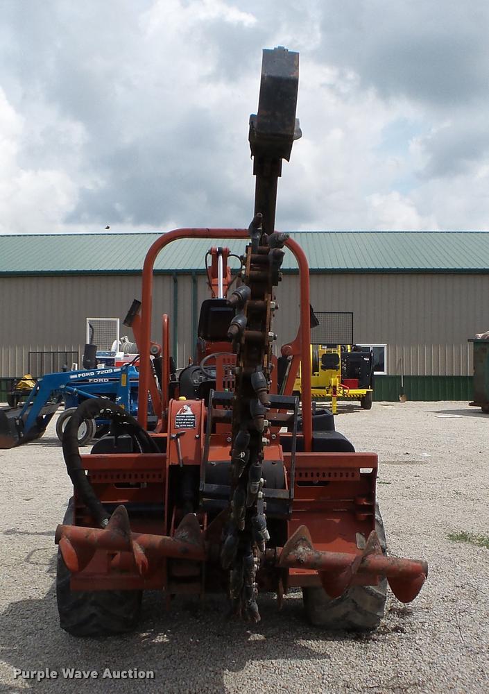 image for item DA8808 2004 Ditch Witch RT55 trencher
