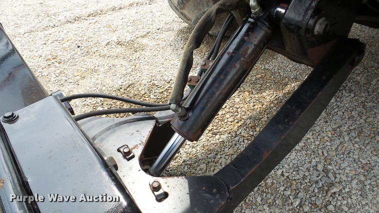 image for item DA8808 2004 Ditch Witch RT55 trencher