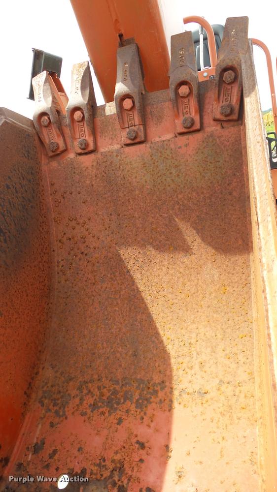 image for item DA8808 2004 Ditch Witch RT55 trencher