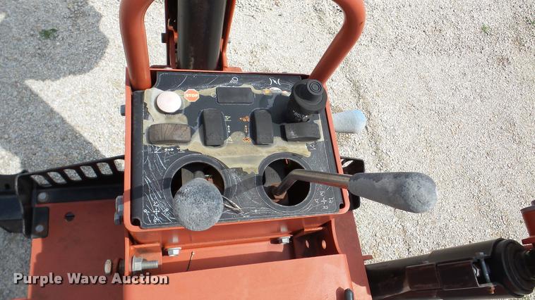 image for item DA8808 2004 Ditch Witch RT55 trencher