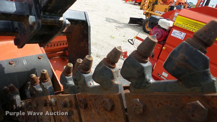 image for item DA8808 2004 Ditch Witch RT55 trencher