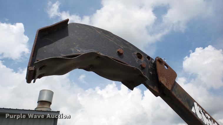 image for item DA8808 2004 Ditch Witch RT55 trencher