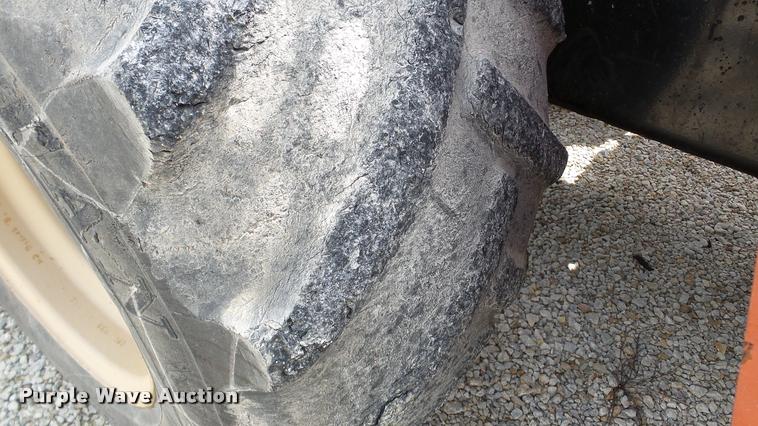 image for item DA8808 2004 Ditch Witch RT55 trencher