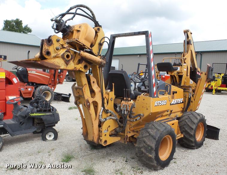 image for item DA8811 Case 560 cable plow