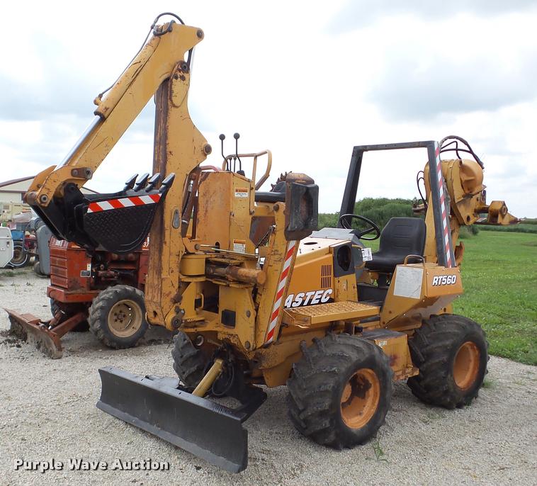image for item DA8811 Case 560 cable plow