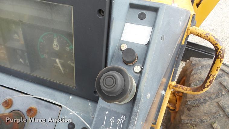 image for item DA8811 Case 560 cable plow