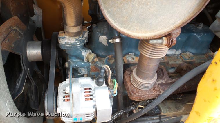 image for item DA8811 Case 560 cable plow