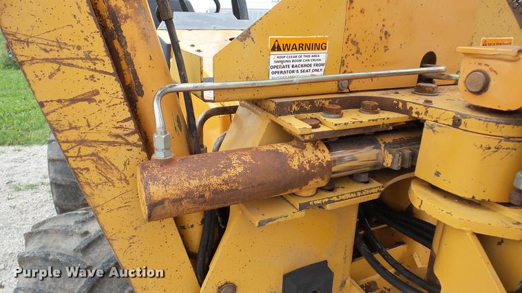 image for item DA8811 Case 560 cable plow