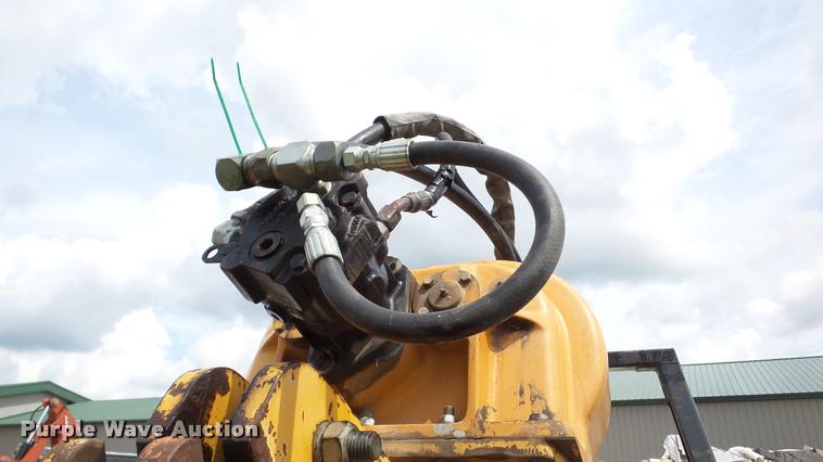 image for item DA8811 Case 560 cable plow