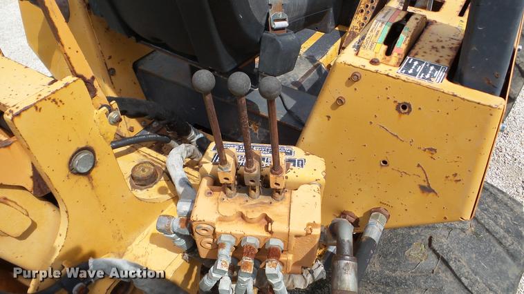 image for item DA8811 Case 560 cable plow