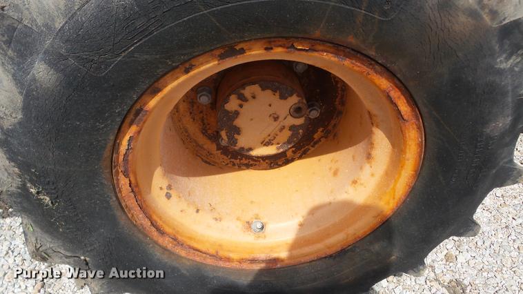 image for item DA8811 Case 560 cable plow