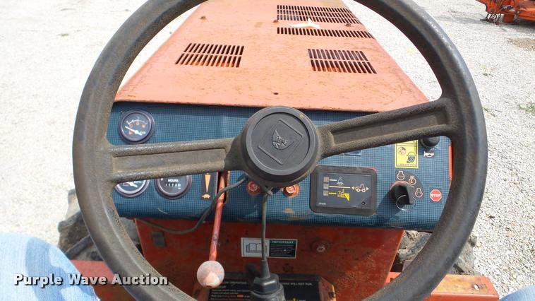 image for item DA8812 2001 Ditch Witch 3700 trencher
