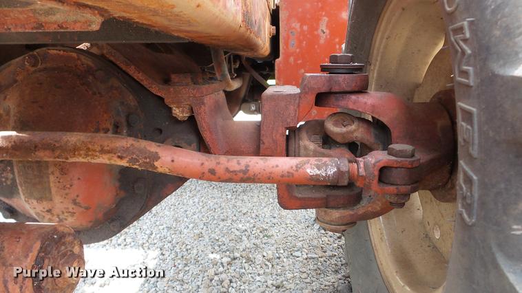 image for item DA8812 2001 Ditch Witch 3700 trencher
