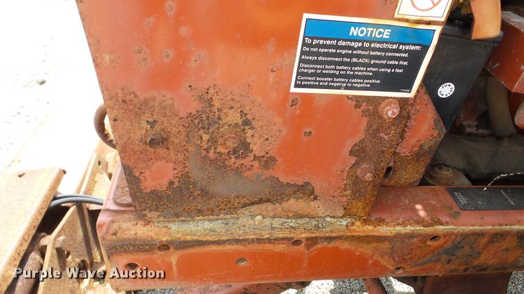 image for item DA8812 2001 Ditch Witch 3700 trencher