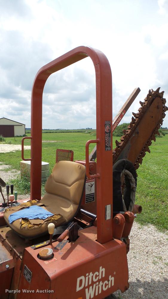 image for item DA8812 2001 Ditch Witch 3700 trencher