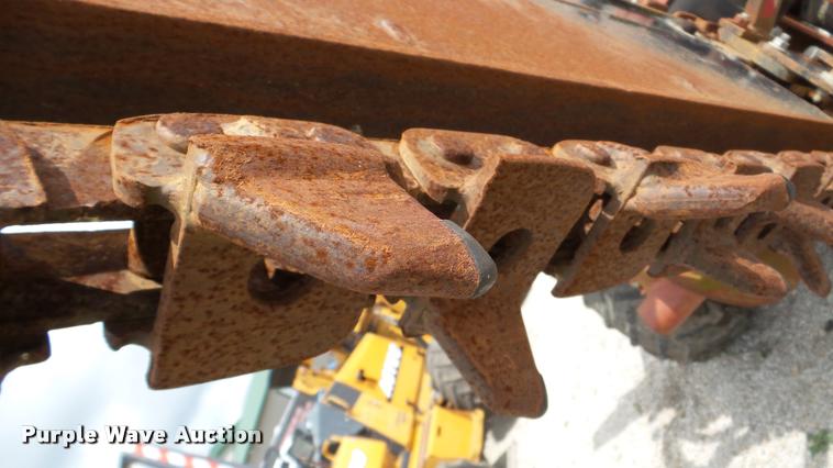 image for item DA8812 2001 Ditch Witch 3700 trencher
