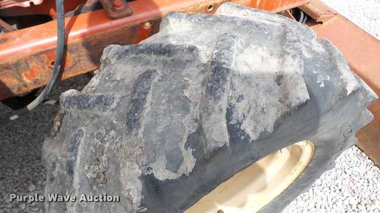 image for item DA8812 2001 Ditch Witch 3700 trencher