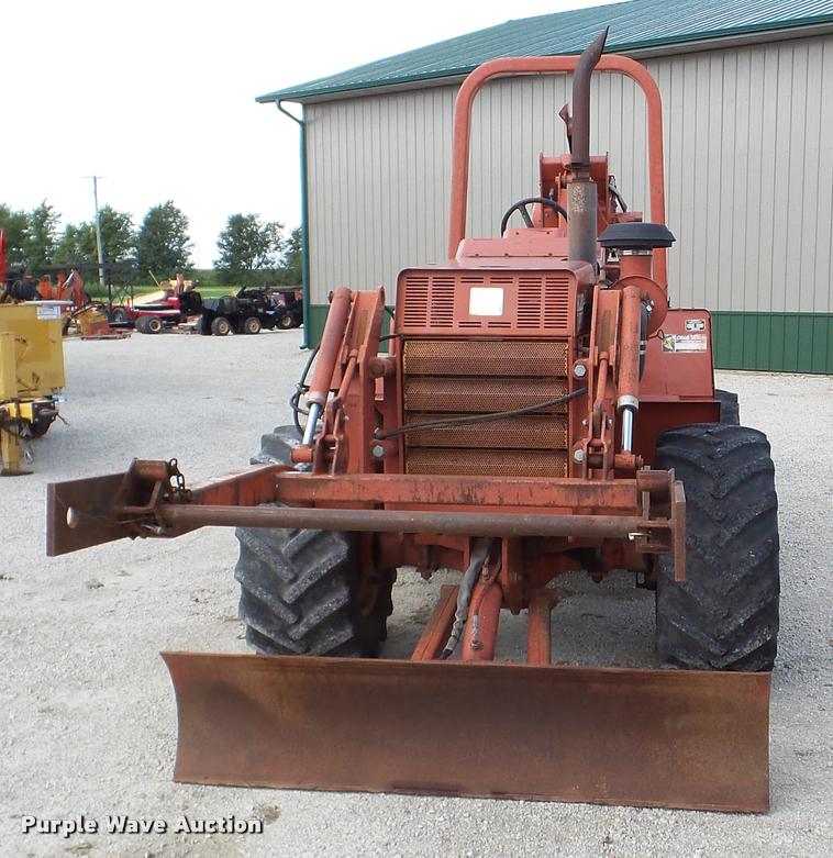 image for item DA8813 1996 Ditch Witch 8020 cable plow
