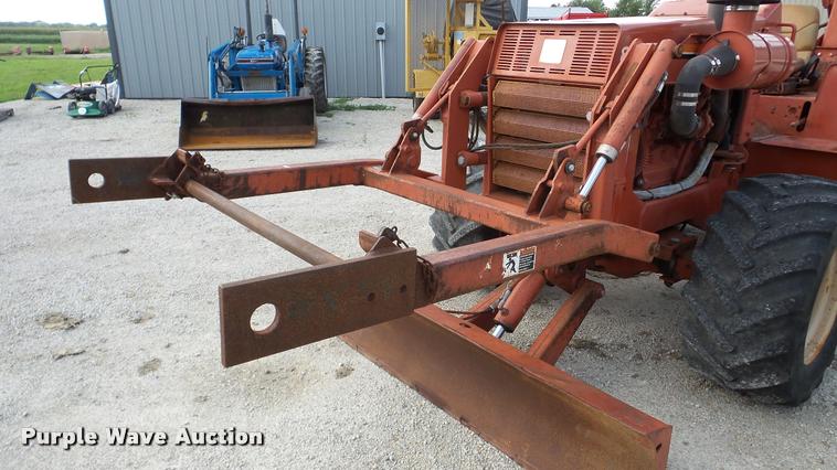 image for item DA8813 1996 Ditch Witch 8020 cable plow
