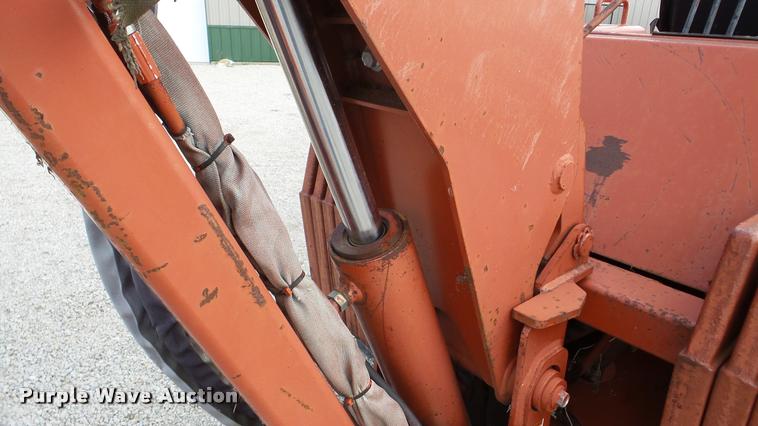 image for item DA8813 1996 Ditch Witch 8020 cable plow
