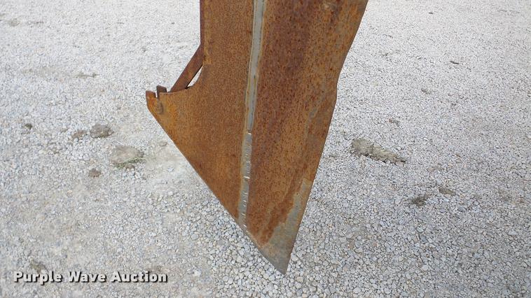 image for item DA8813 1996 Ditch Witch 8020 cable plow