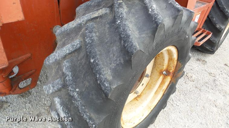 image for item DA8813 1996 Ditch Witch 8020 cable plow