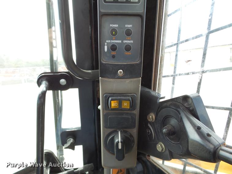 image for item DB4526 2012 Case SV300 skid steer