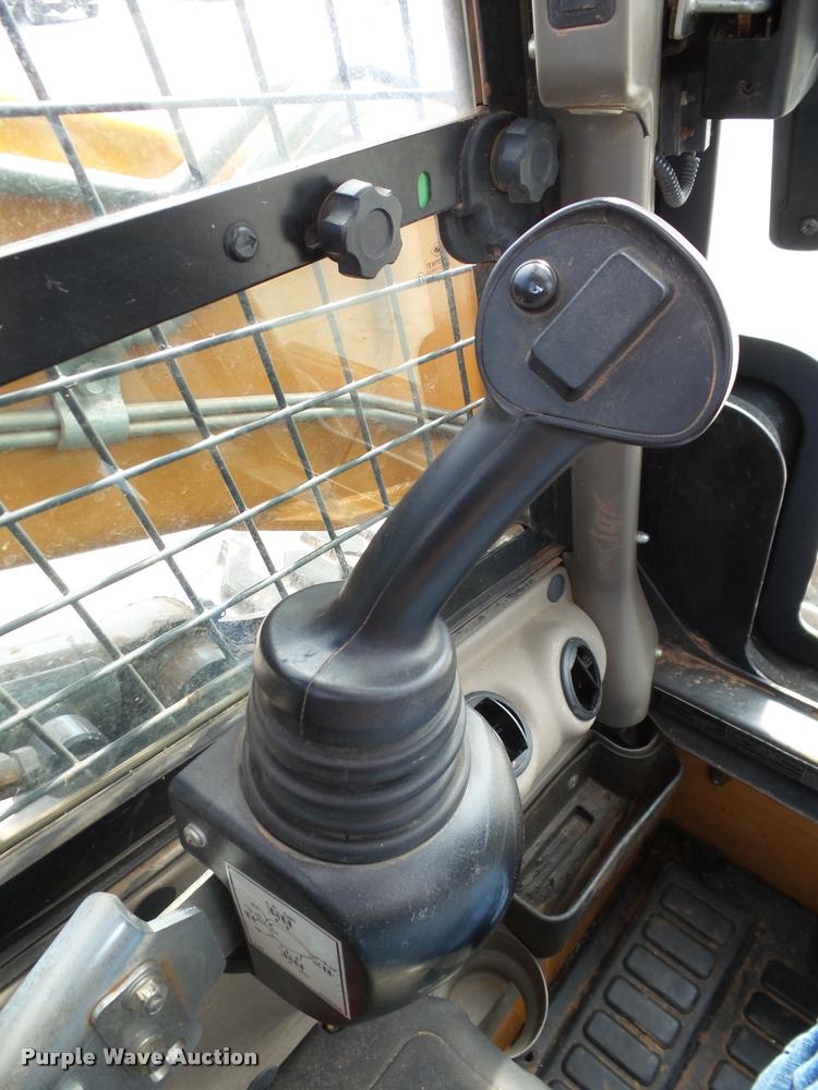 image for item DB4526 2012 Case SV300 skid steer