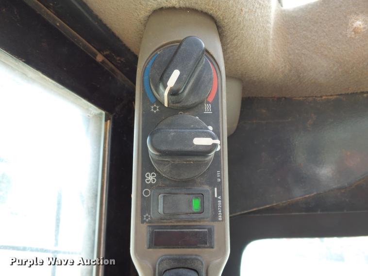 image for item DB4526 2012 Case SV300 skid steer