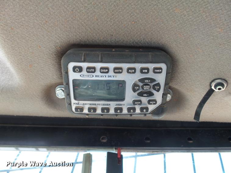 image for item DB4526 2012 Case SV300 skid steer