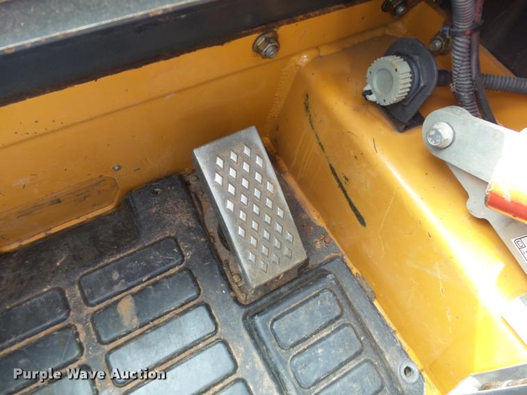 image for item DB4526 2012 Case SV300 skid steer