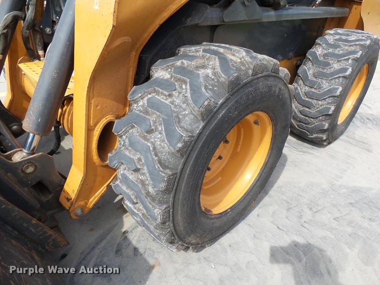 image for item DB4526 2012 Case SV300 skid steer