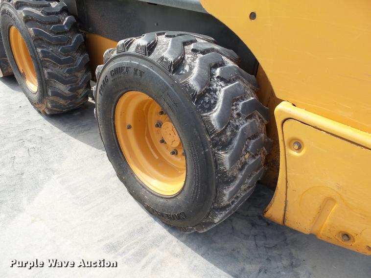 image for item DB4526 2012 Case SV300 skid steer